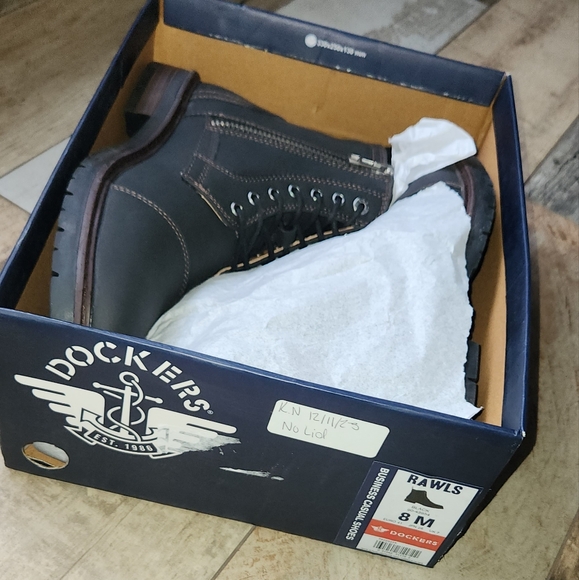 New Dockers Rawls Boots - Picture 6 of 7